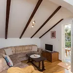 Zora Apartamento