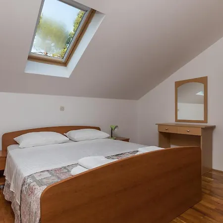 Zora Apartmán Čilipi